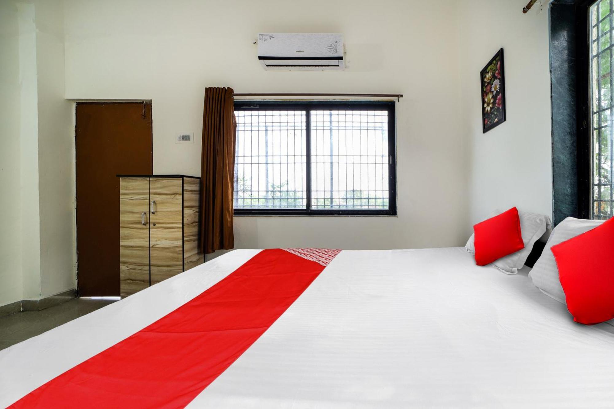 Oyo Flagship Hotel The Grand Lotus Evrengabad Dış mekan fotoğraf